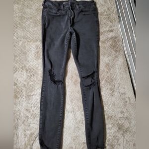 Universal Thread Jeans Black Skinny Distressed Size 8